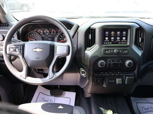 Used 2025 Chevrolet Silverado 1500 Custom w/ LPO, Dark Essentials Package AWD/4WD image 17