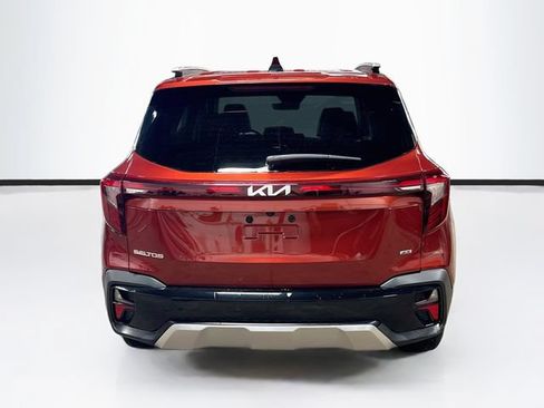 Used 2024 Kia Seltos S AWD/4WD image 6