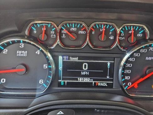 Used 2019 Chevrolet Tahoe LT image 16