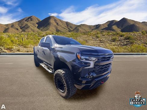 Used 2025 Chevrolet Silverado 1500 RST w/ Redline Edition AWD/4WD image 5