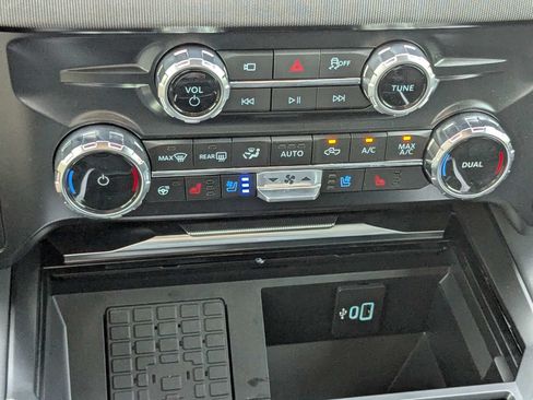 New 2026 Ford F350 Platinum AWD/4WD image 24