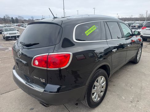 Used 2011 Buick Enclave CXL image 5
