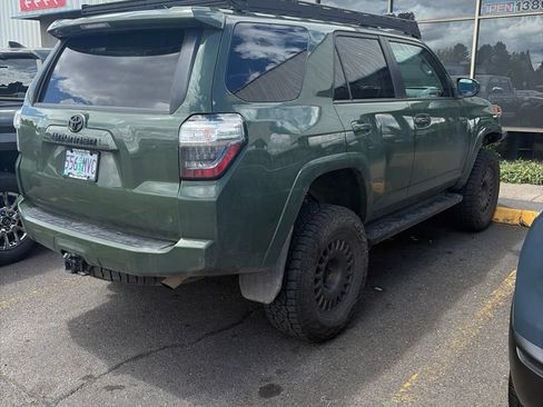 Used 2021 Toyota 4Runner Trail Special Edition AWD/4WD image 3