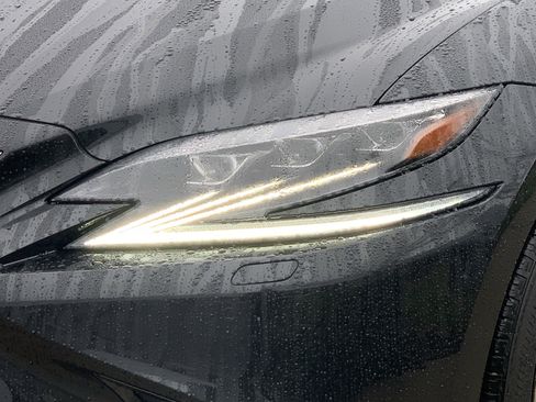 Used 2018 Lexus LS 500 AWD image 6