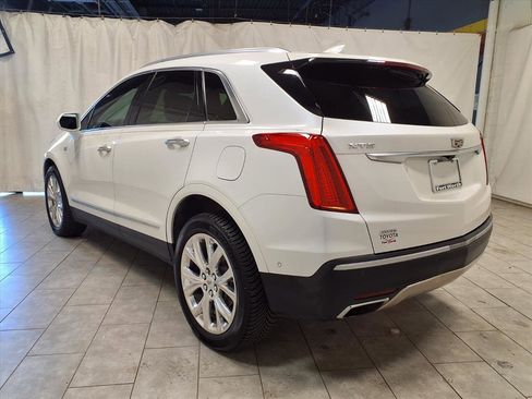 Used 2018 Cadillac XT5 Platinum w/ Driver Assist Package image 7
