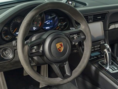 Used 2018 Porsche 911 GT3 RWD image 20