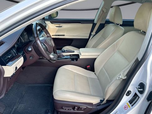 Used 2017 Lexus ES 350 w/ Premium Package FWD image 11
