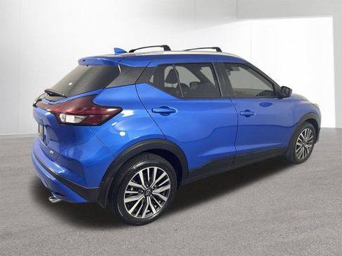 Used 2024 Nissan Kicks SV w/ Interior Electronics Package FWD image 34