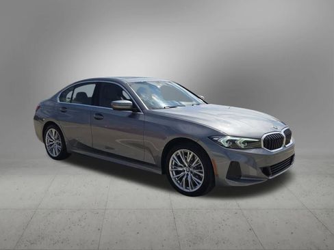 Used 2024 BMW 330i Sedan w/ Premium Package image 8