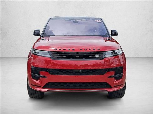 Used 2023 Land Rover Range Rover Sport SE Dynamic AWD/4WD image 2