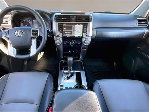 Used 2021 Toyota 4Runner SR5 Premium image 7