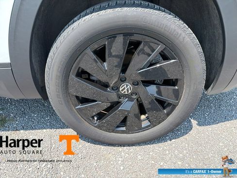 Used 2024 Volkswagen Atlas SE AWD/4WD image 20