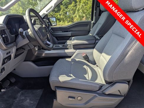 New 2025 Ford F150 XLT w/ Equipment Group 301A Standard image 2