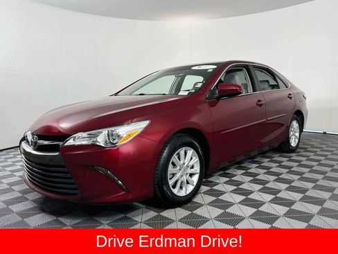 Certified 2016 Toyota Camry LE FWD image 3