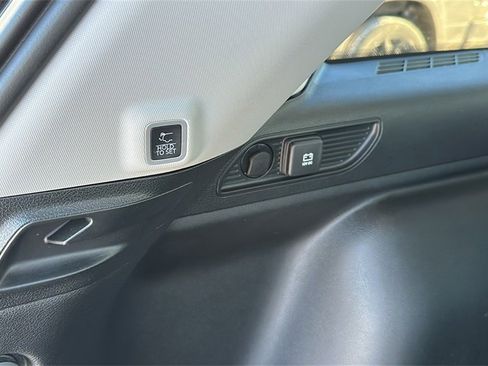 Used 2023 Jeep Grand Cherokee Limited w/ Black Appearance Package image 29