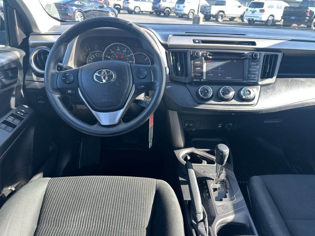 Used 2016 Toyota RAV4 LE AWD/4WD image 15