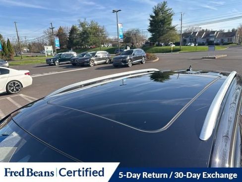 Used 2022 Volkswagen Tiguan SEL R-Line image 4