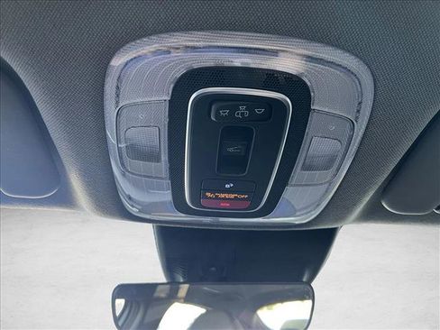 Used 2025 Hyundai Elantra SEL FWD image 21