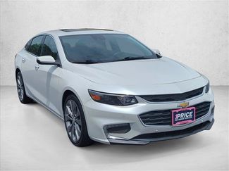 Used 2018 Chevrolet Malibu Premier w/ Premier Sun and Wheel Package FWD video 3