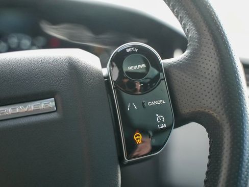 Used 2020 Land Rover Range Rover Sport HSE image 28