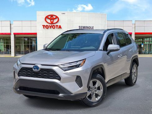 Used 2024 Toyota RAV4 LE AWD/4WD image 1
