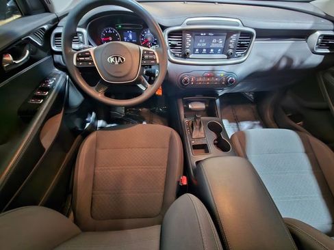 Used 2020 Kia Sorento L image 13
