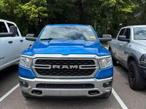 Used 2022 RAM 1500 Big Horn AWD/4WD image 3