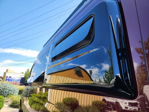 Used 2024 Mercedes-Benz Sprinter 2500 image 60
