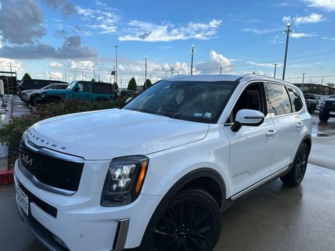 Used 2022 Kia Telluride SX FWD image 1