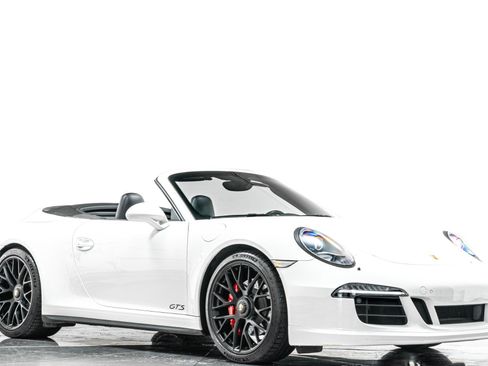 Used 2015 Porsche 911 Carrera GTS RWD image 34