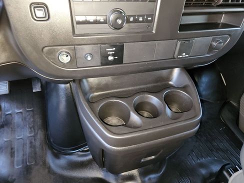 Used 2024 GMC Savana 2500 w/ Driver Convenience Package image 21