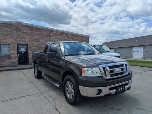 Used 2007 Ford F150 XLT AWD/4WD image 3