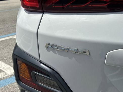Certified 2021 Hyundai Kona Ultimate FWD image 10