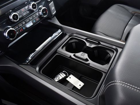 New 2026 Ford F350 Lariat w/ Black Appearance Package image 34