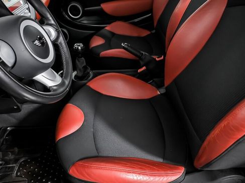 Used 2009 MINI Cooper Clubman Hardtop image 15