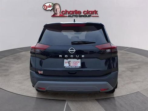 Certified 2023 Nissan Rogue S image 4