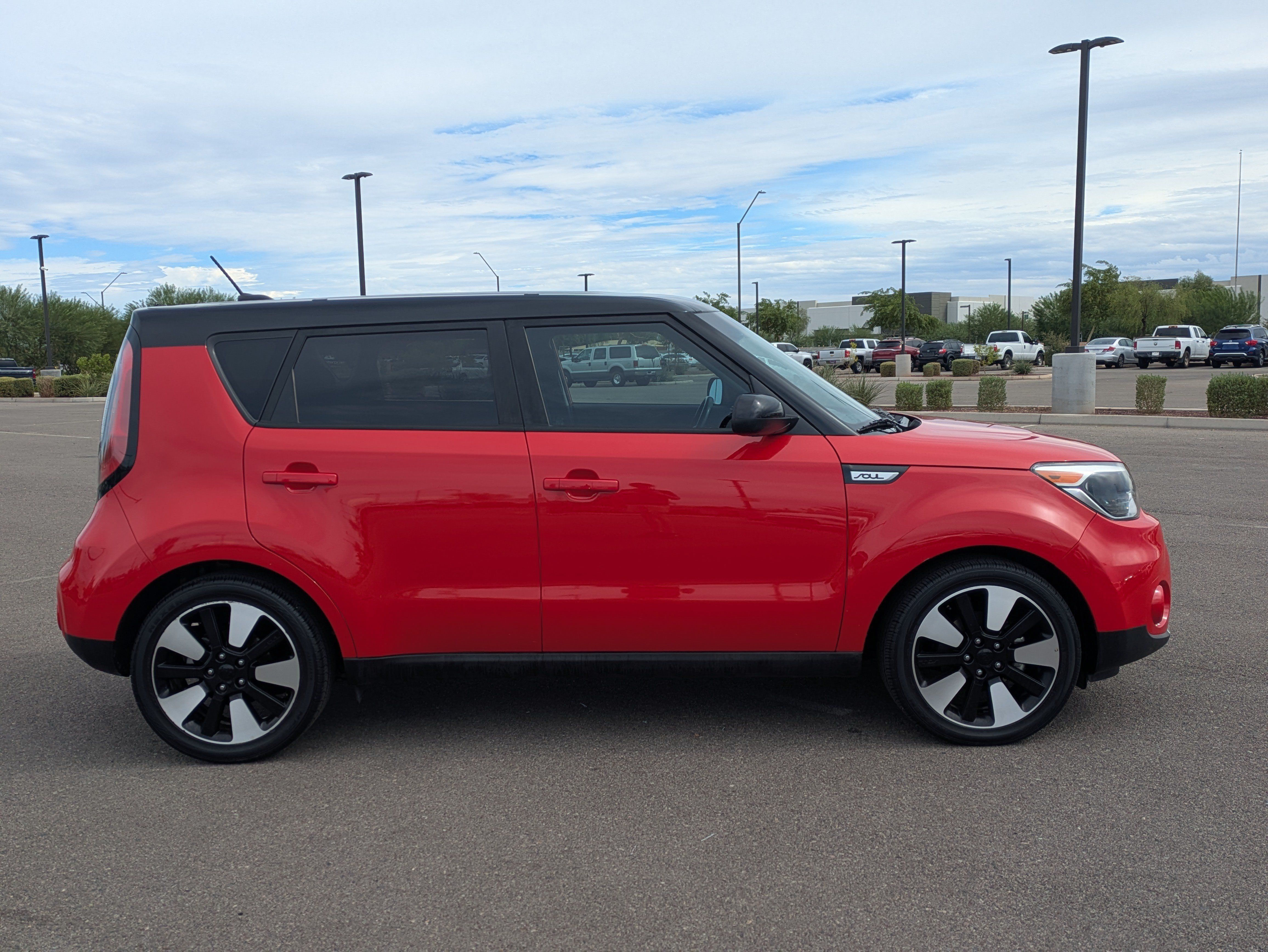 Used 2017 Kia Soul + w/ Designer's Package FWD image 6
