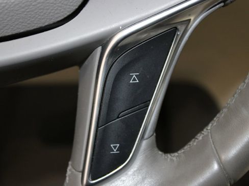 Used 2017 Cadillac XT5 Luxury image 19