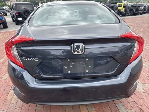 Used 2016 Honda Civic EX image 9