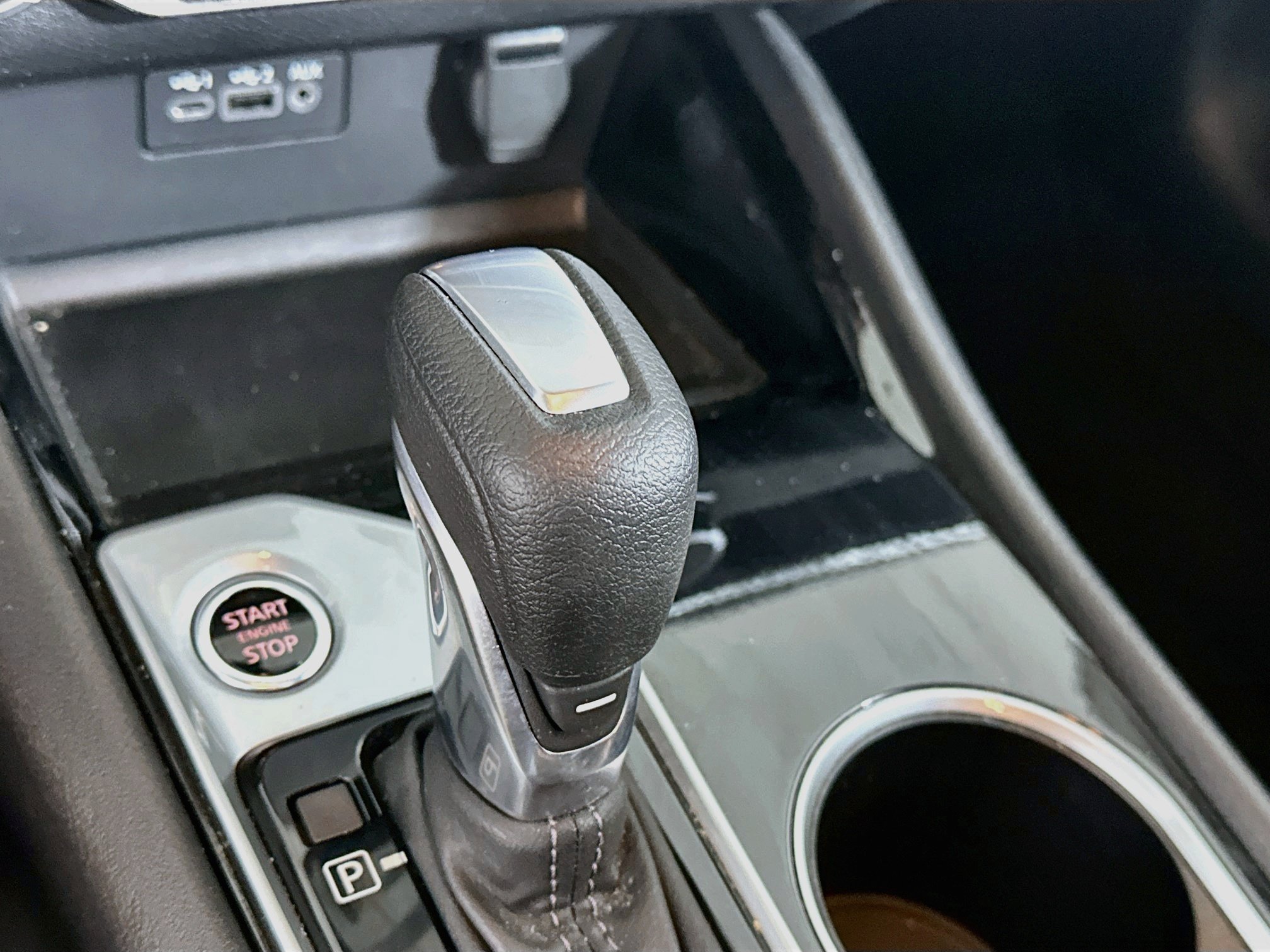 Used 2024 Nissan Altima 2.5 SV FWD image 24