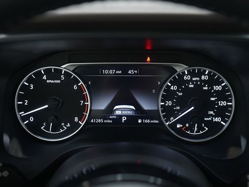 Used 2022 Nissan Rogue SV w/ SV Premium Package image 25