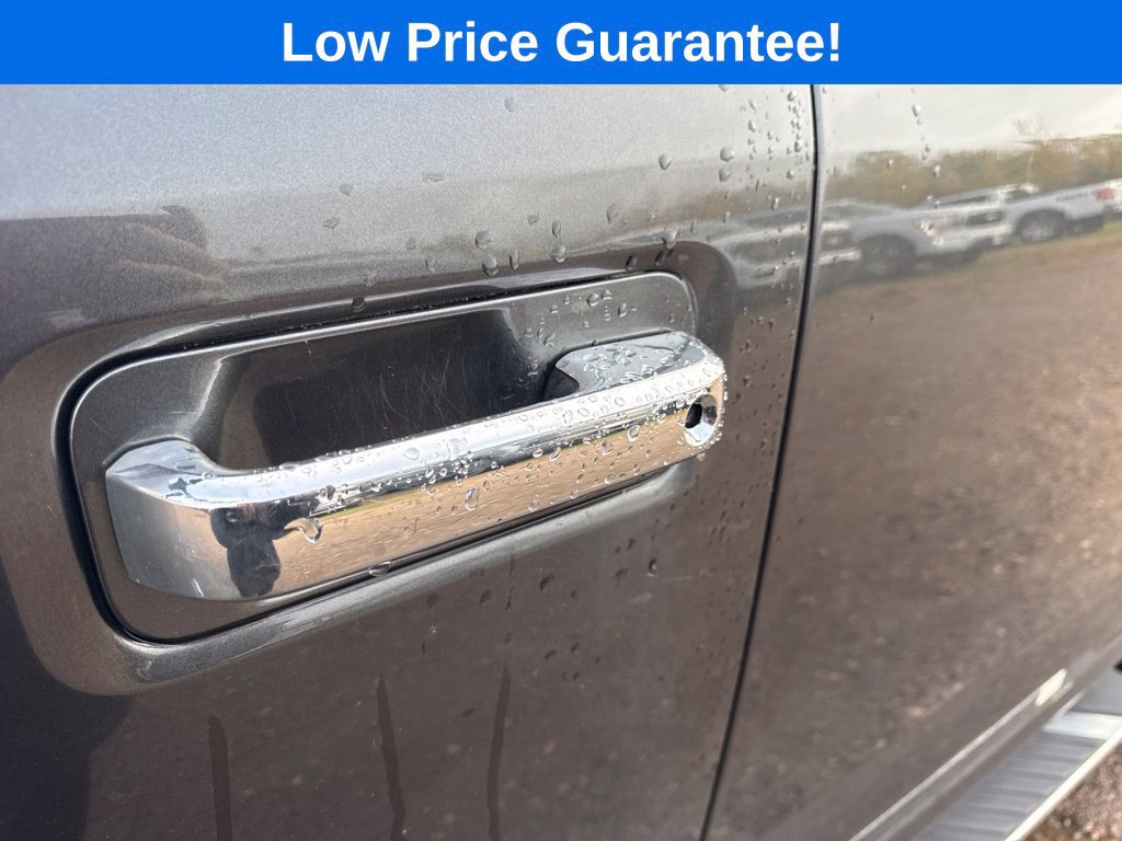 Used 2015 Ford F150 XLT w/ Equipment Group 301A Mid AWD/4WD image 16