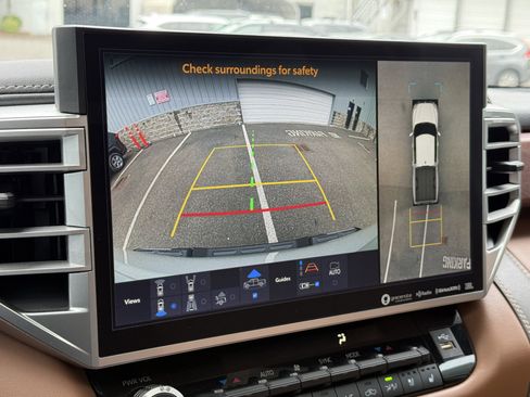 Used 2024 Toyota Tundra 1794 Edition image 17