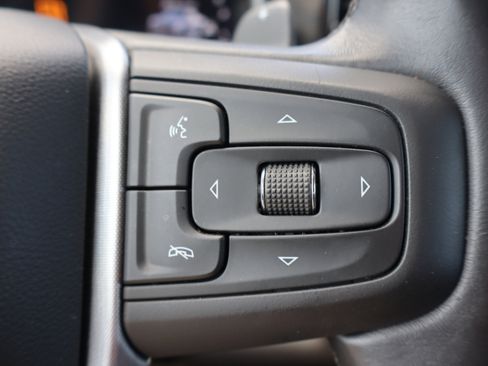 Used 2022 GMC Sierra 1500 Elevation w/ LPO, Elevation Black Package image 17