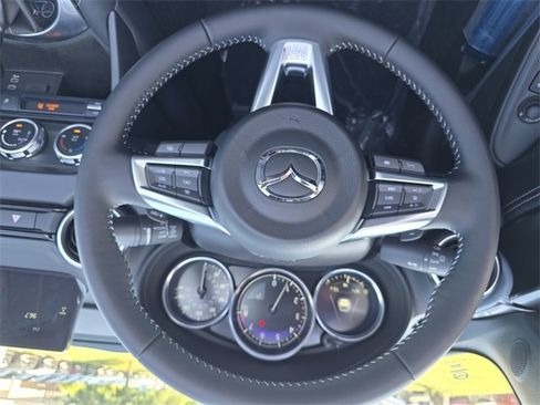 New 2025 MAZDA MX-5 Miata RF Grand Touring image 9
