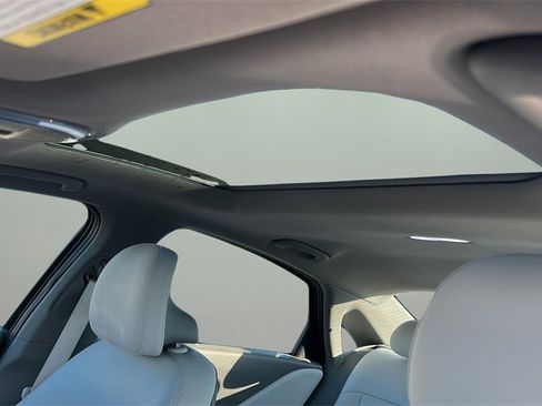 Used 2024 Hyundai Ioniq 6 Limited image 17