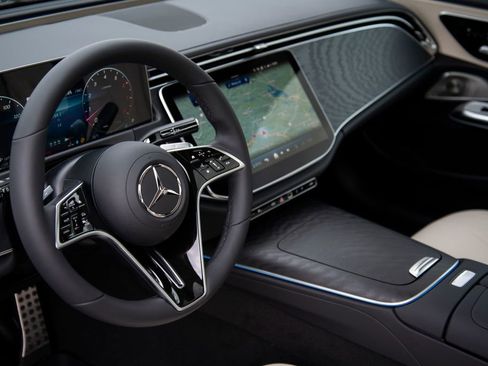 New 2026 Mercedes-Benz E 450 4MATIC All-Terrain Wagon image 15