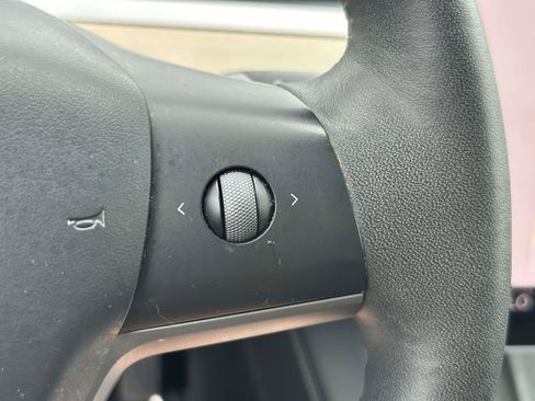 Used 2023 Tesla Model 3 Standard Range RWD image 24