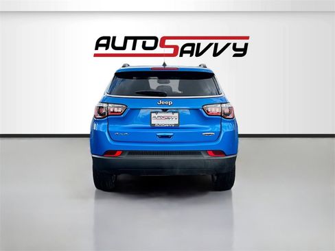 Used 2023 Jeep Compass Latitude image 6