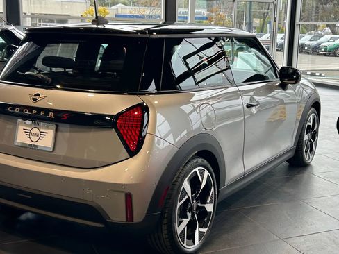 Used 2026 MINI Cooper S image 6